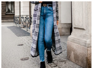 Kolekcja jeans plus size – jak stylizować ją jesienią?