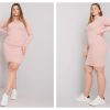 Sukienka basic w kolorze różowym z nowości plus size w hurtowni online